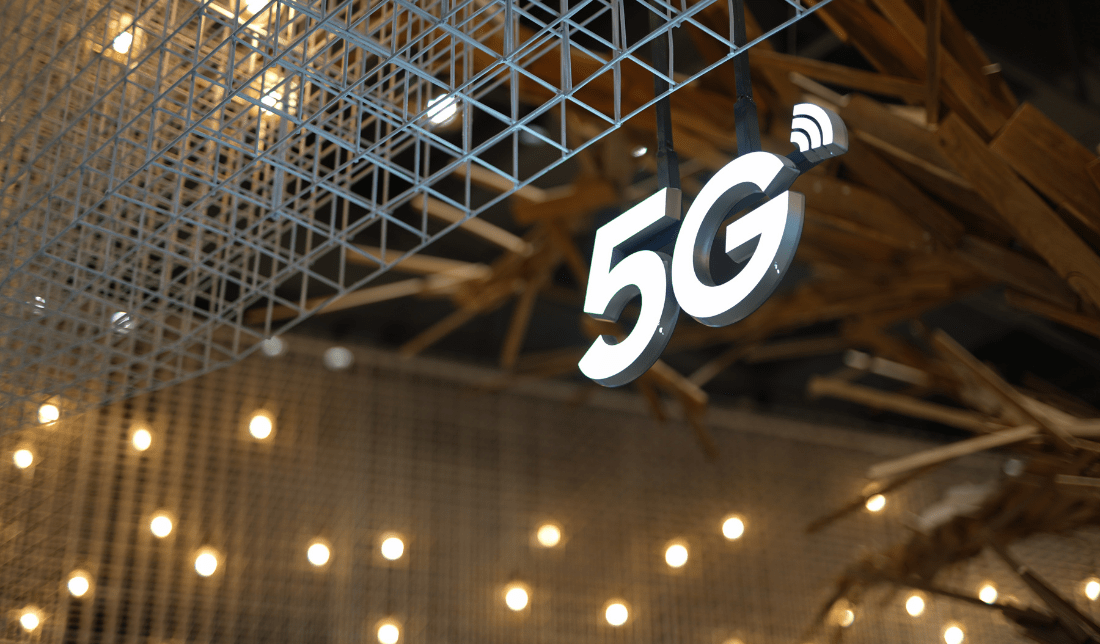 Metal personalized signage