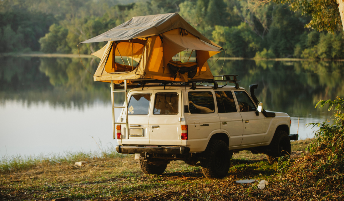 Outfits Vehicles for Off-Road Travel Camping