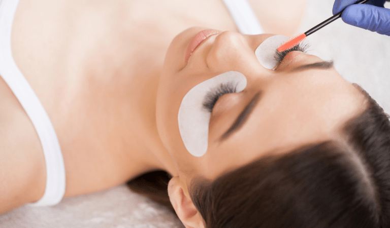 faux eyelashes and eyelash growth serums