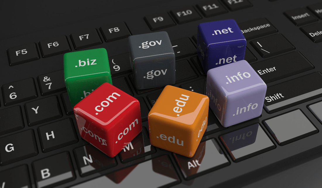 link chains that represent blog links