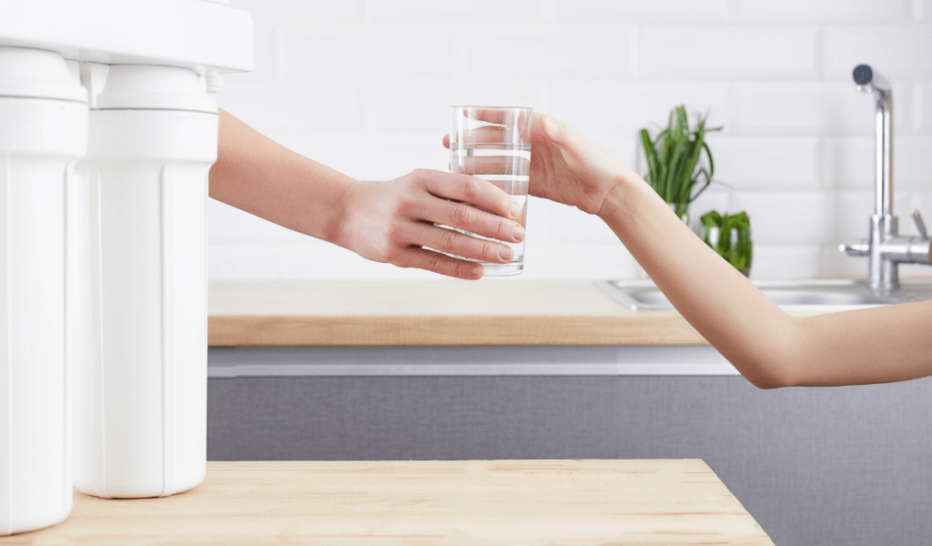 simple image of a water filter