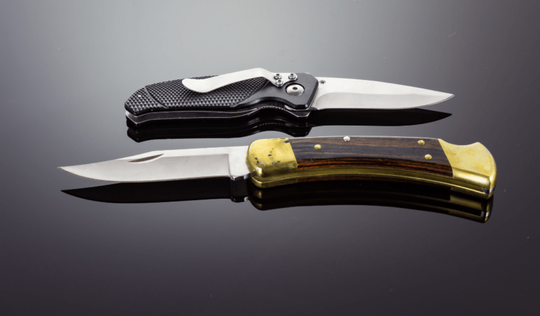 folding blade knife
